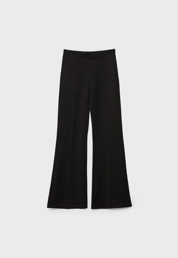 Soft Touch-Hose mit Schlag und Nahtdetail vorne