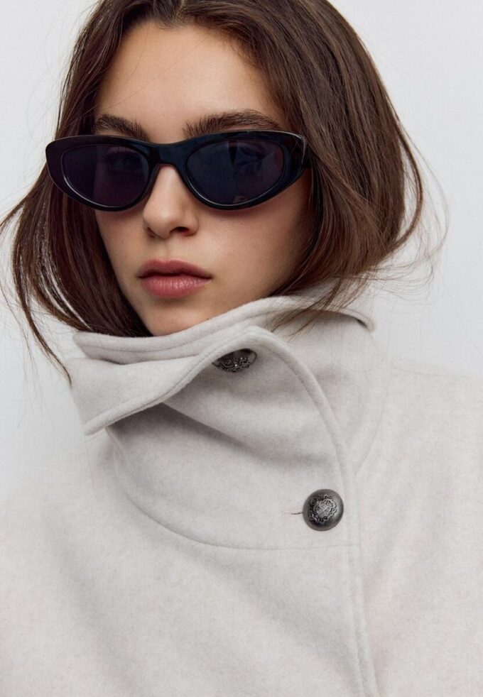 Soft Touch-Jacke mit Überkreuzverschluss und hohem Kragen Soft Touch-Jacke mit Überkreuzverschluss und hohem Kragen