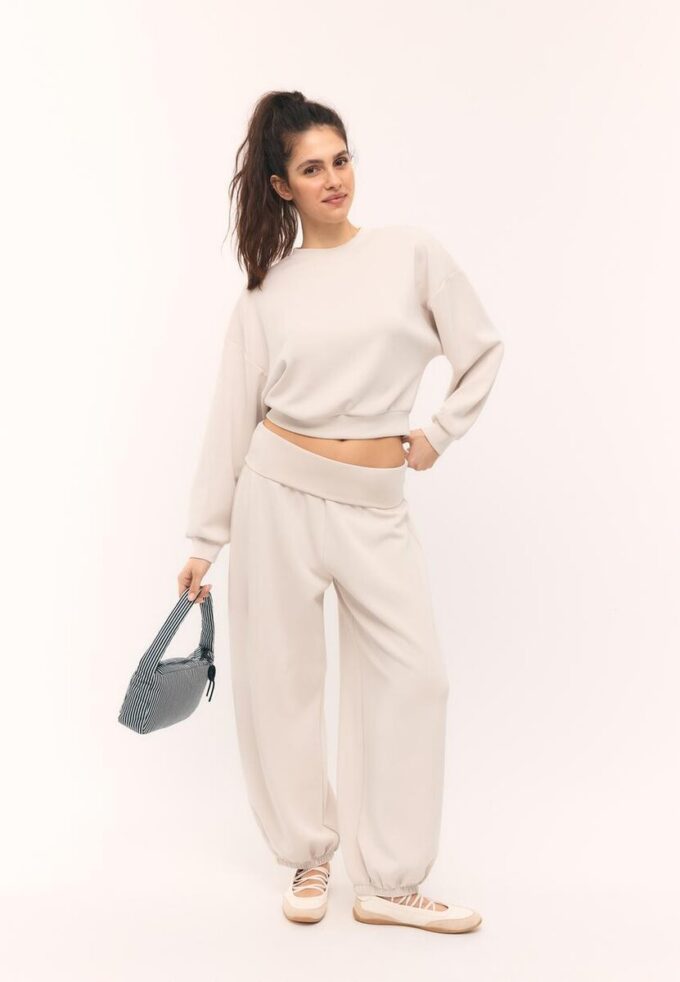 Soft Touch-Jogginghose im Ballon-Stil mit umgeschlagenem Bund Soft Touch-Jogginghose im Ballon-Stil mit umgeschlagenem Bund