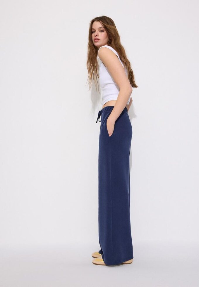 Soft Touch-Jogginghose mit Wide Leg und Nahtdetail vorne Soft Touch-Jogginghose mit Wide Leg und Nahtdetail vorne