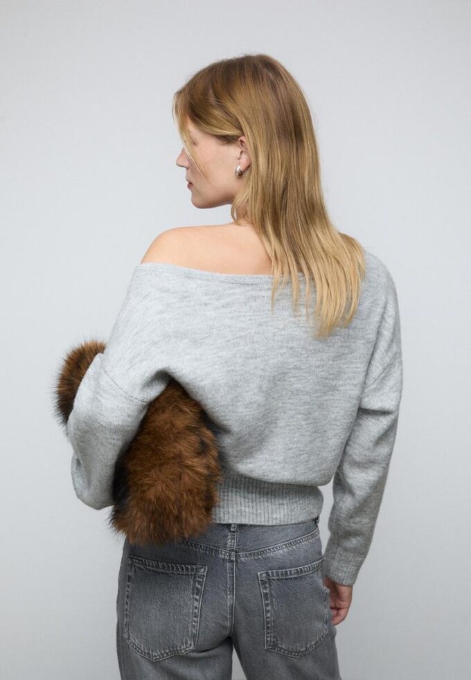 Soft Touch-Strickpullover mit U-Boot-Ausschnitt Soft Touch-Strickpullover mit U-Boot-Ausschnitt