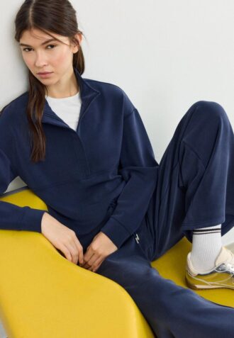 Soft Touch-Sweatshirt mit Reißverschluss