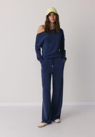 Soft Touch-Sweatshirt mit schulterfreiem Ausschnitt