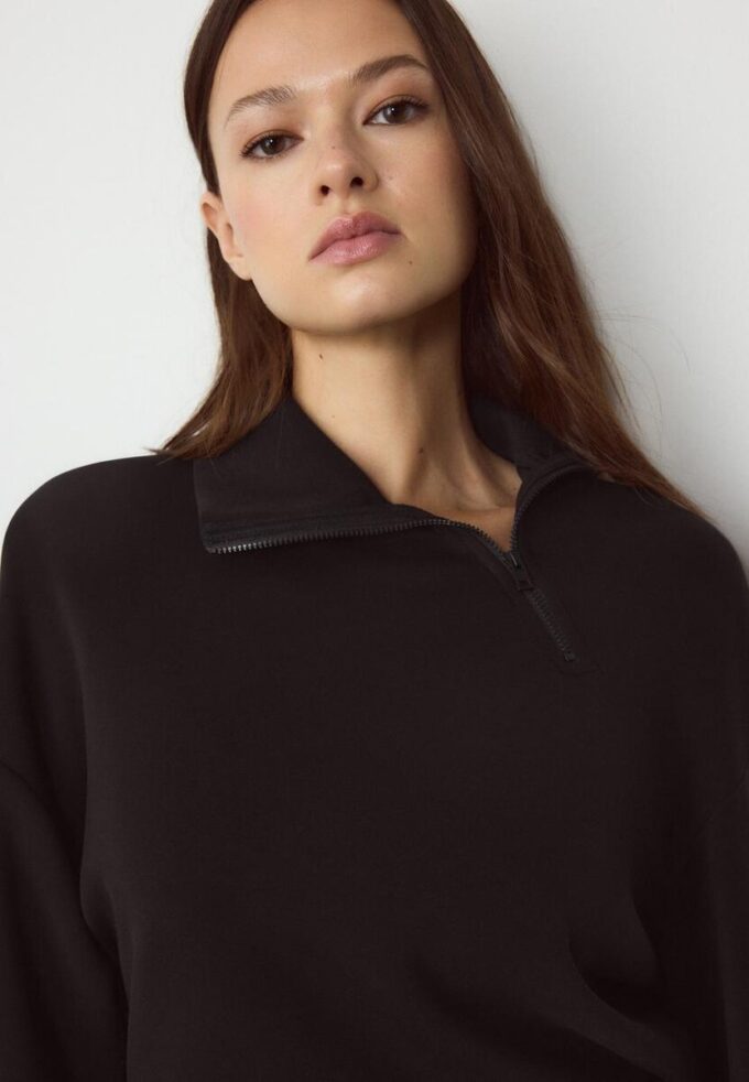 Soft Touch-Sweatshirt mit seitlichem Reißverschluss Soft Touch-Sweatshirt mit seitlichem Reißverschluss