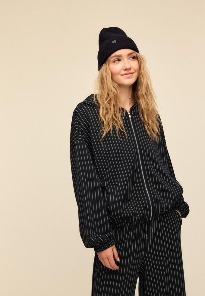 Soft Touch-Sweatshirt mit Streifen Soft Touch-Sweatshirt mit Streifen