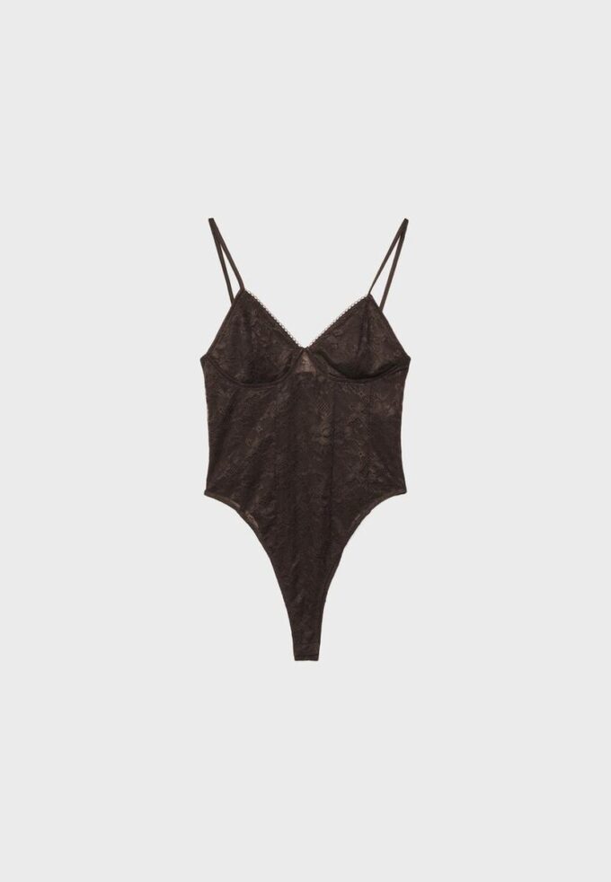 Spitzenbodysuit mit Trägern Spitzenbodysuit mit Trägern