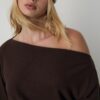 Strick-T-Shirt mit U-Boot-Ausschnitt und Bindegürtel Strick-T-Shirt mit U-Boot-Ausschnitt und Bindegürtel
