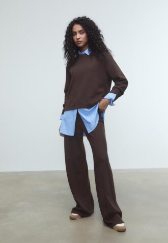 Strickhose mit Nahtdetails