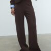 Strickhose mit Nahtdetails