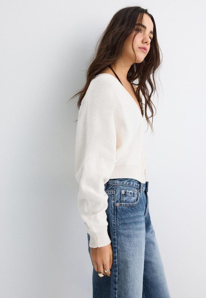 Strickjacke mit Fledermausärmeln