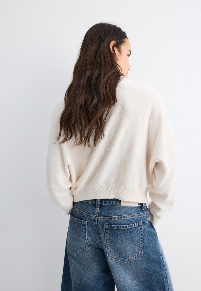 Strickjacke mit Fledermausärmeln