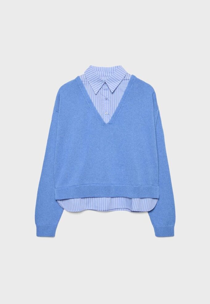 Strickpullover aus zwei Stoffen