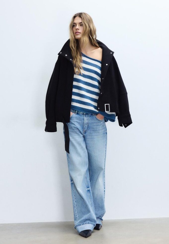 Strickpullover mit U-Boot-Ausschnitt Strickpullover mit U-Boot-Ausschnitt
