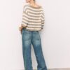 Strickpullover mit U-Boot-Ausschnitt Strickpullover mit U-Boot-Ausschnitt