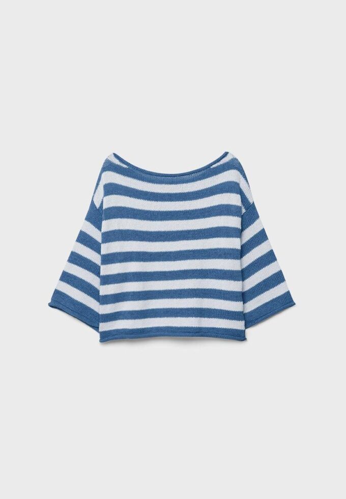 Strickpullover mit U-Boot-Ausschnitt Strickpullover mit U-Boot-Ausschnitt