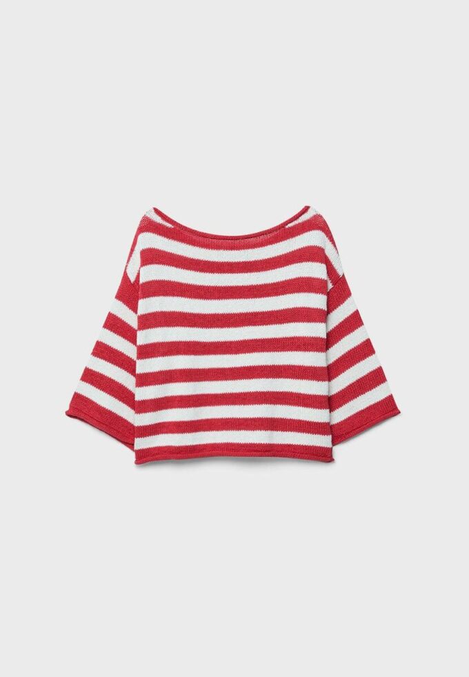 Strickpullover mit U-Boot-Ausschnitt Strickpullover mit U-Boot-Ausschnitt