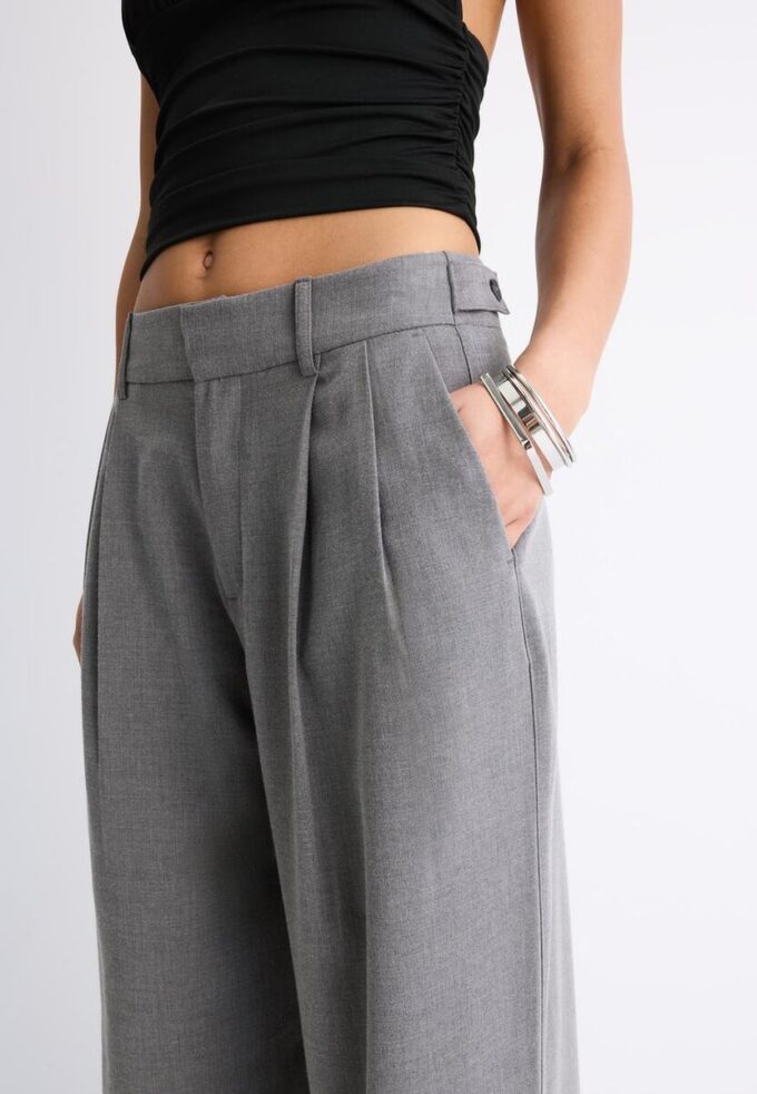 Superweite, verstellbare Hose Superweite, verstellbare Hose