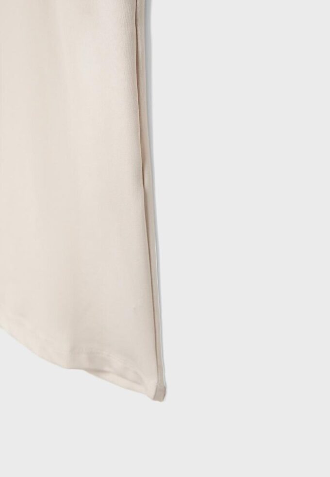 T-Shirt aus Polyamid mit breiten Trägern T-Shirt aus Polyamid mit breiten Trägern