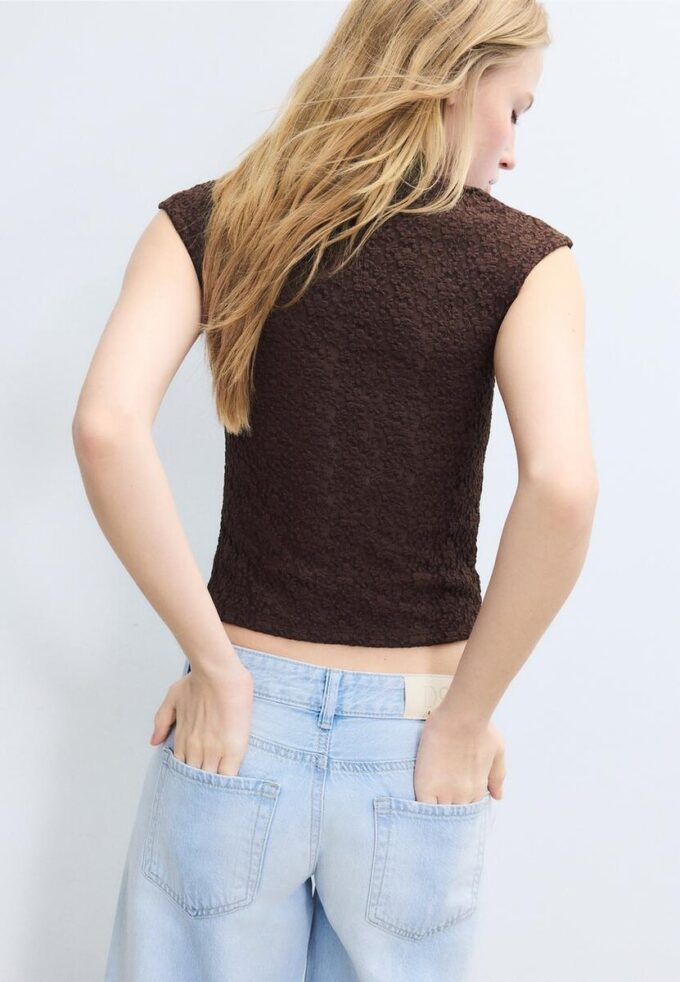 T-Shirt im Qipao-Stil aus Spitze T-Shirt im Qipao-Stil aus Spitze