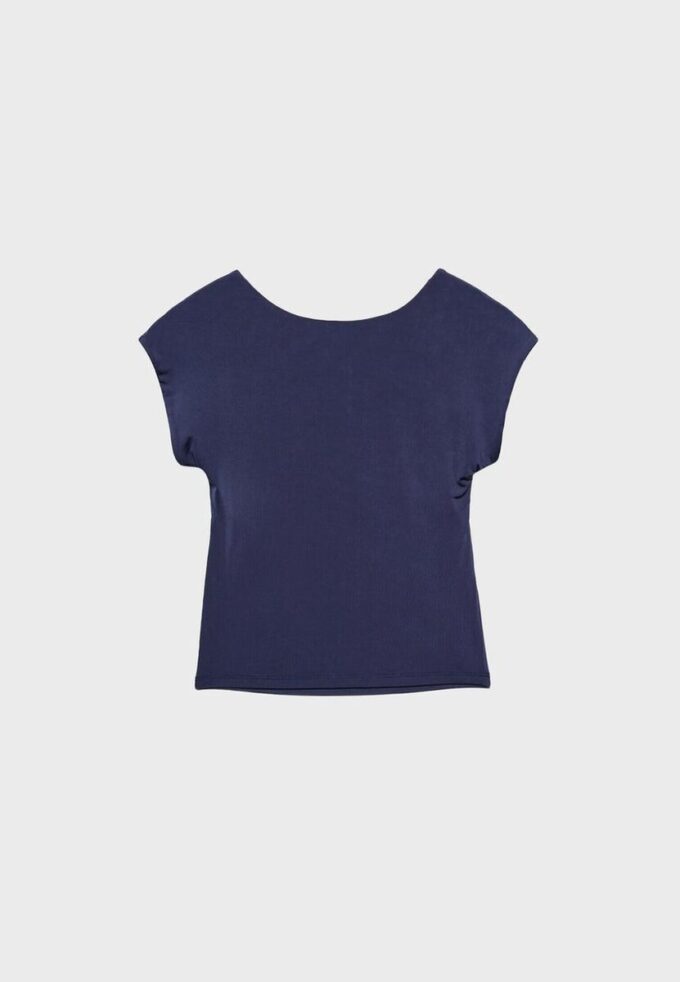 T-Shirt mit offenem Rücken