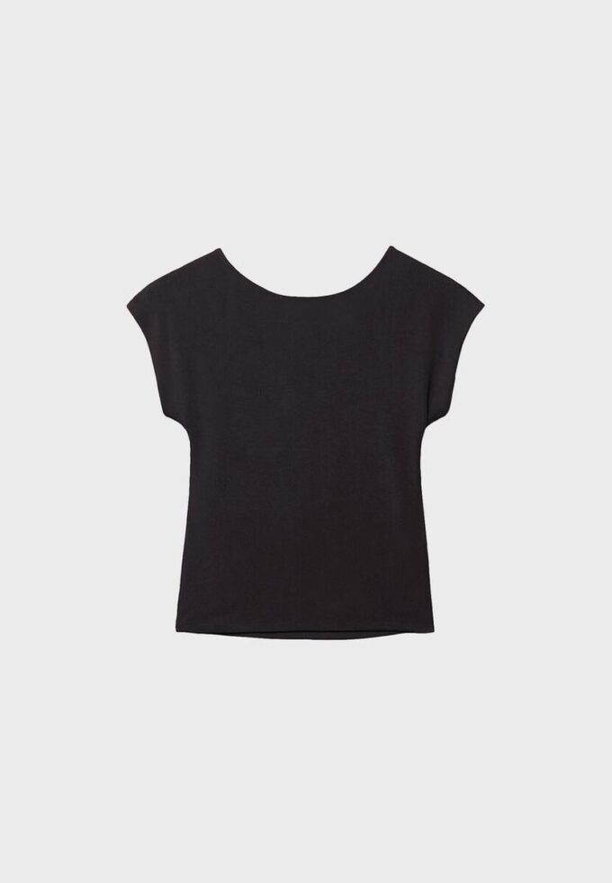 T-Shirt mit offenem Rücken