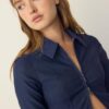 Tailliertes Denim-Hemd aus Bengaline mit doppeltem Reißverschluss Tailliertes Denim-Hemd aus Bengaline mit doppeltem Reißverschluss