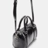 Tasche in Lederoptik mit Reißverschlüssen