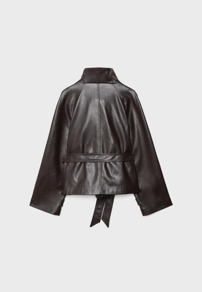 Trenchcoat mit hohem Kragen in Lederoptik