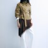 Trenchcoat mit hohem Kragen und Gürtel Trenchcoat mit hohem Kragen und Gürtel
