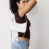 Umhängetasche mit langer Kette Umhängetasche mit langer Kette