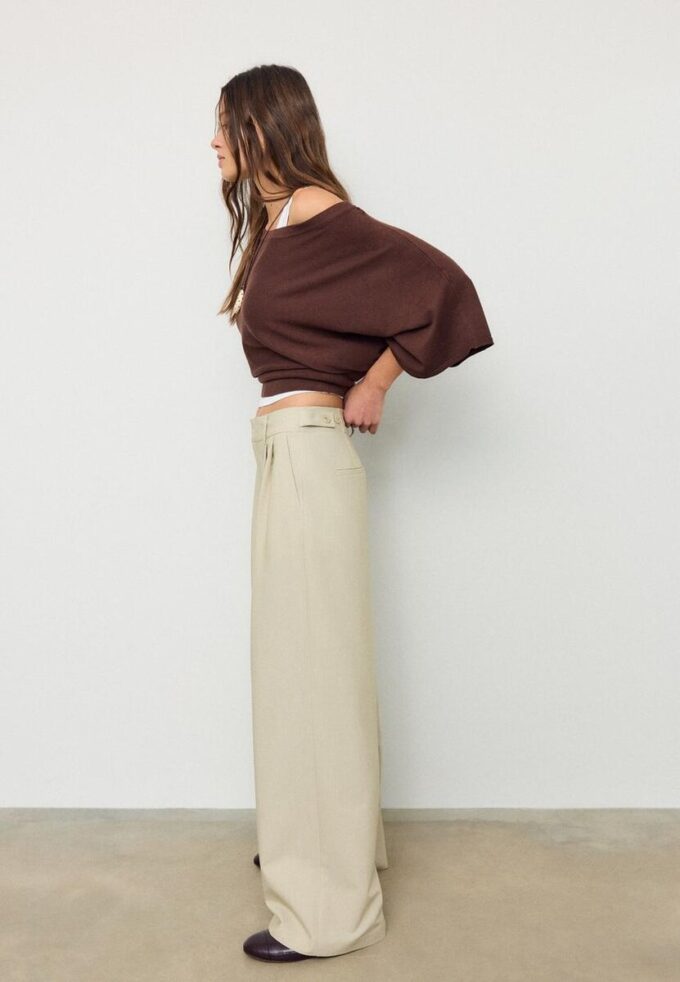 Verstellbare Hose mit extra weitem Bein Verstellbare Hose mit extra weitem Bein