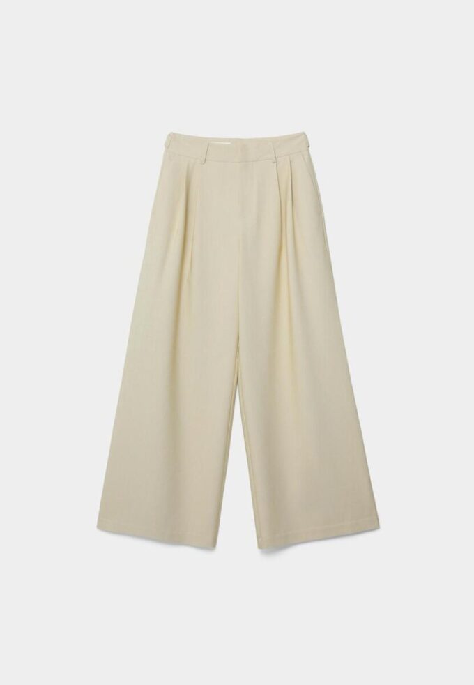 Verstellbare Hose mit extra weitem Bein Verstellbare Hose mit extra weitem Bein