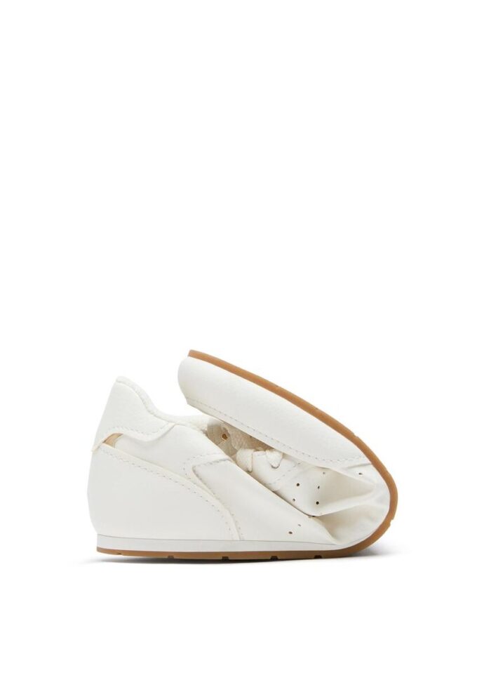 Weiche Sneaker mit flacher Sohle