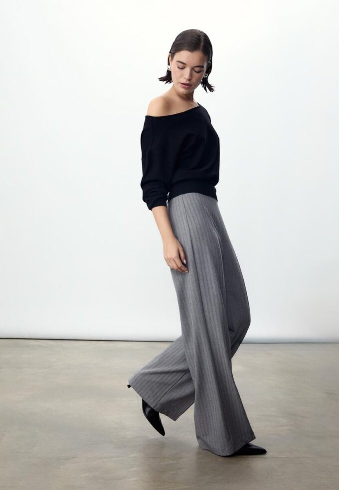 Weit geschnittene elegante Hose Weit geschnittene elegante Hose