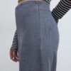 Weit geschnittene elegante Hose Weit geschnittene elegante Hose