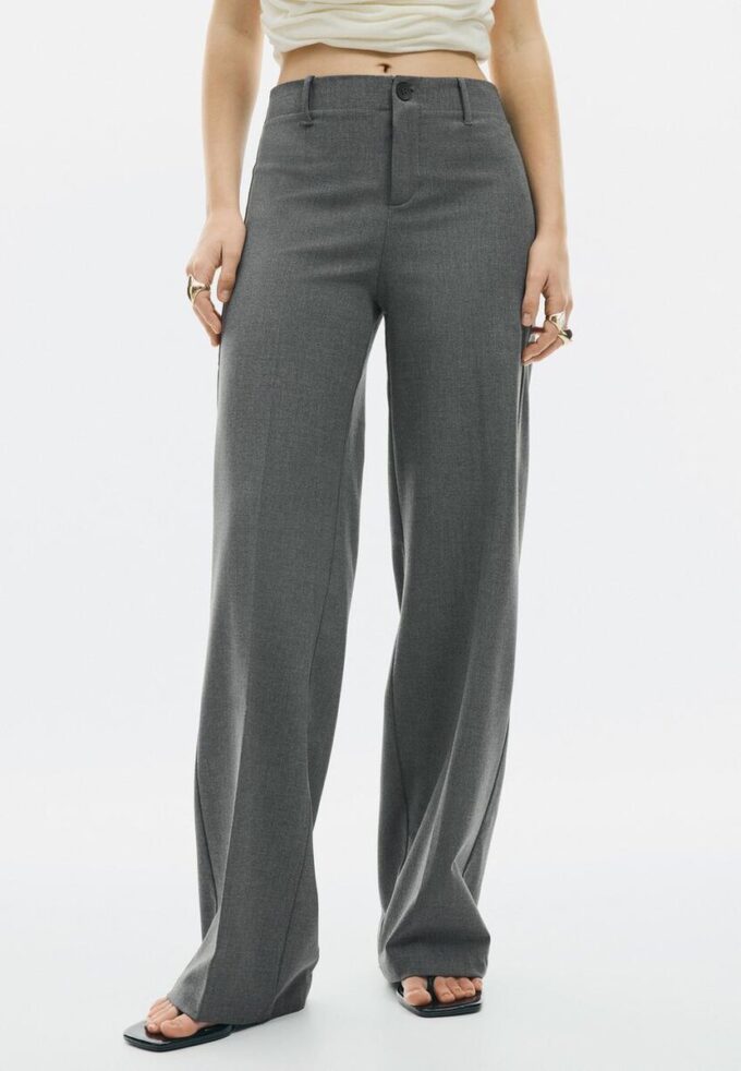 Weit geschnittene Hose Weit geschnittene Hose