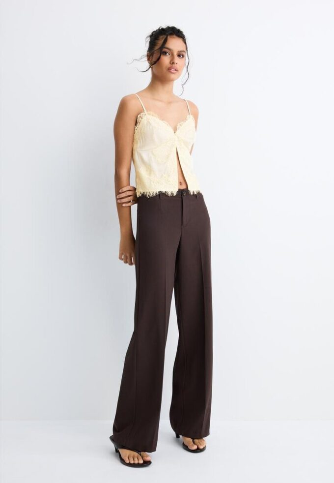 Weit geschnittene Hose Weit geschnittene Hose