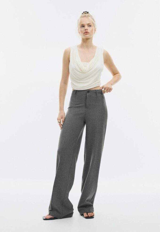 Weit geschnittene Hose Weit geschnittene Hose