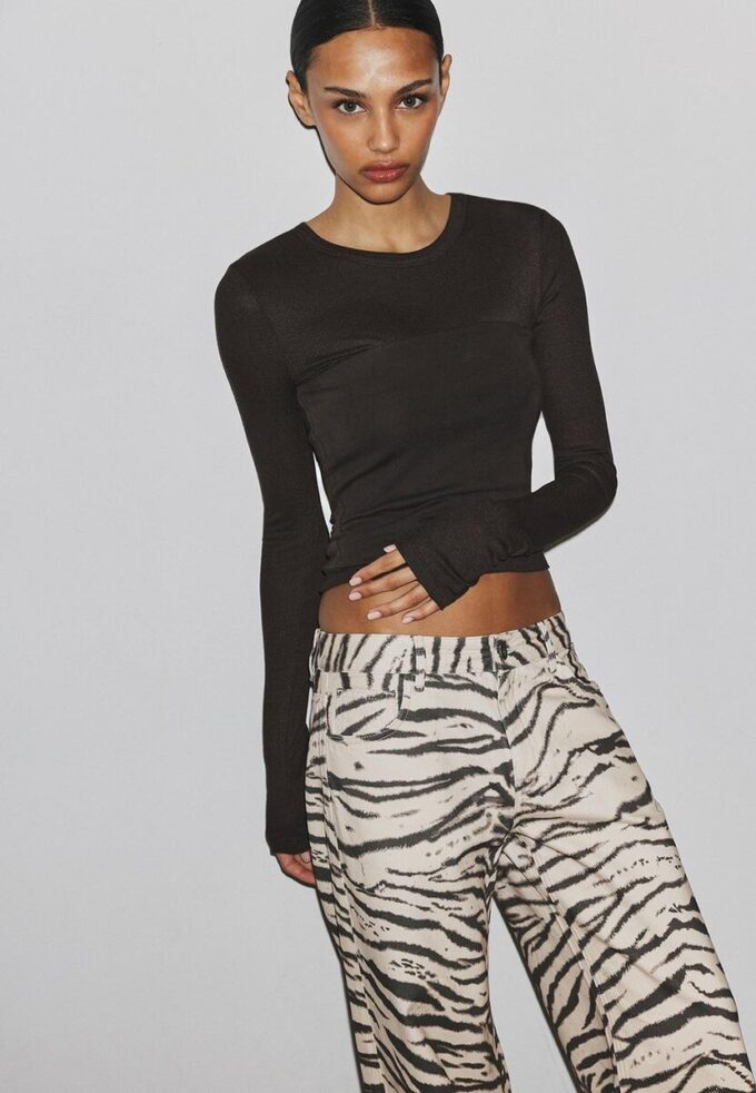 Weit geschnittene Hose Weit geschnittene Hose