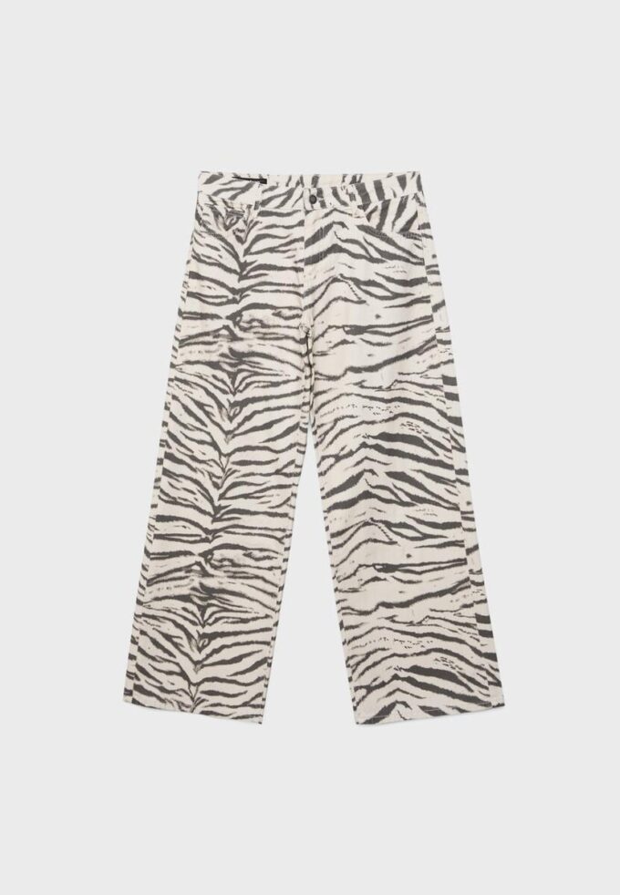 Weit geschnittene Hose Weit geschnittene Hose