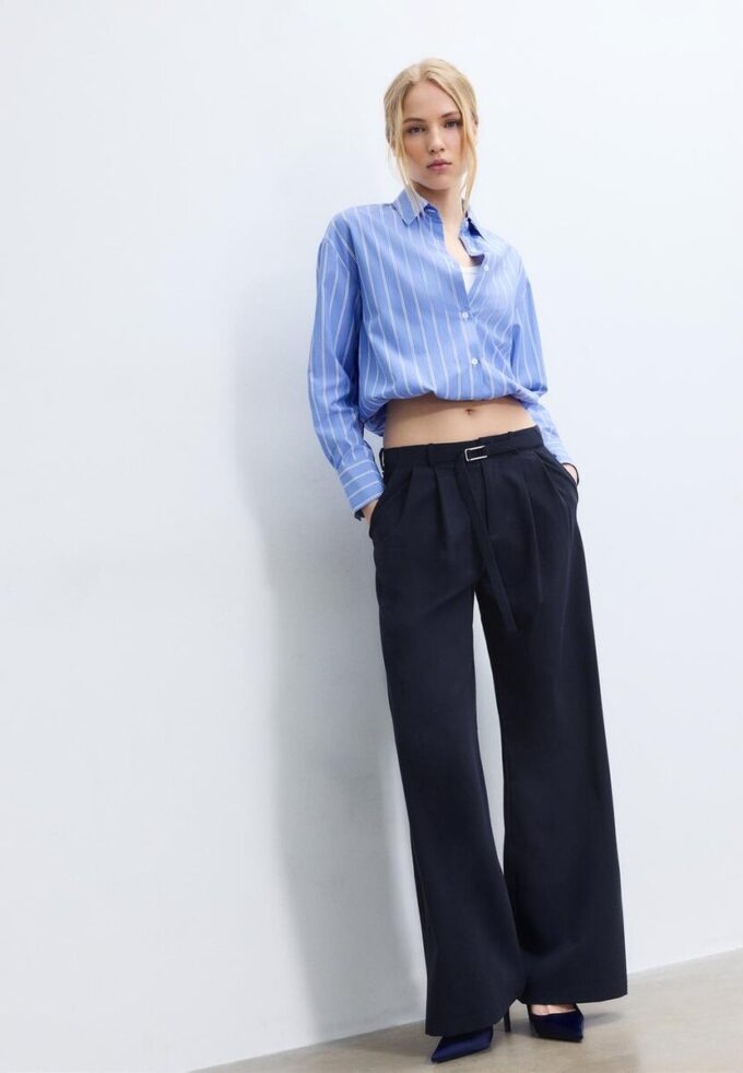 Wide Leg Hosen mit Schnallendetail