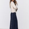 Wide Leg Plüschhose mit Zierdetails
