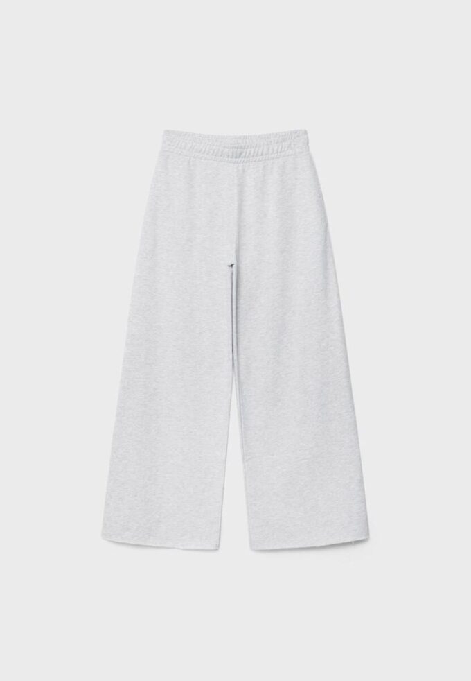Wide Leg Plüschhose mit Zierdetails