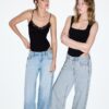Wide Leg-Schnitt, lockere Jeans mit Nieten